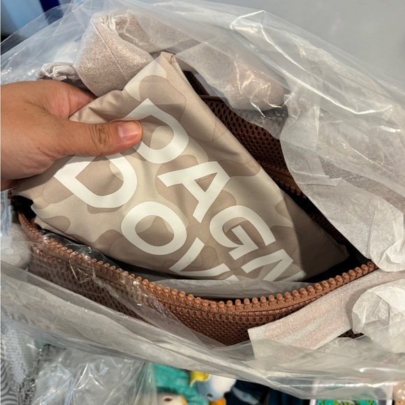 Brand new never used Dagne Dover large indi warm dust diaper Bag - Picture 5 of 11